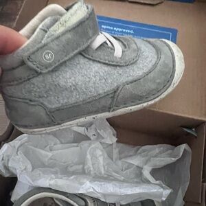 Stride Rite Gray Toddler High-Top Sneakers